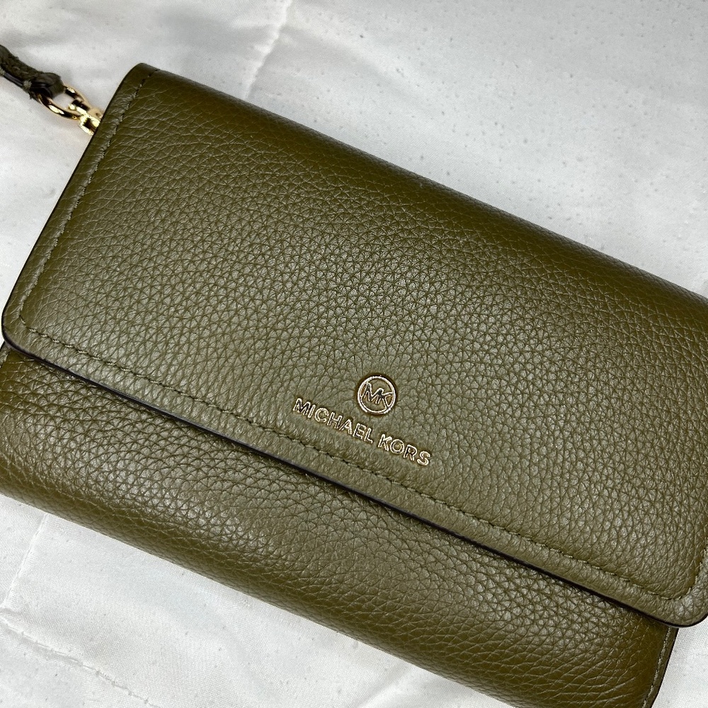 Michael Kors Wallet/wristlet